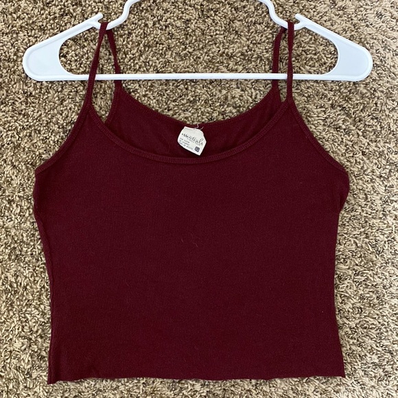 Maroon Ribbed Crop Top - Picture 2 of 4